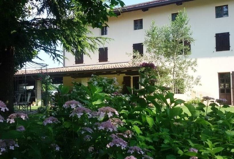 צימר Fiori Di Maggio