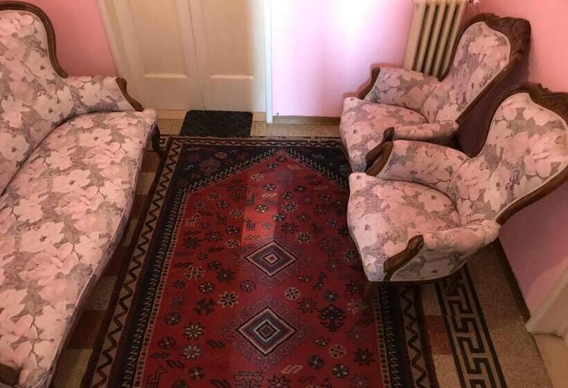 تختخواب و صبحانه Affittacamere La Musa