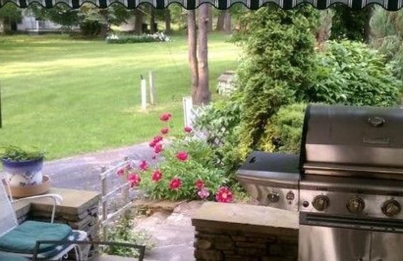 مبيت وإفطار Maple Springs Lake Side Inn