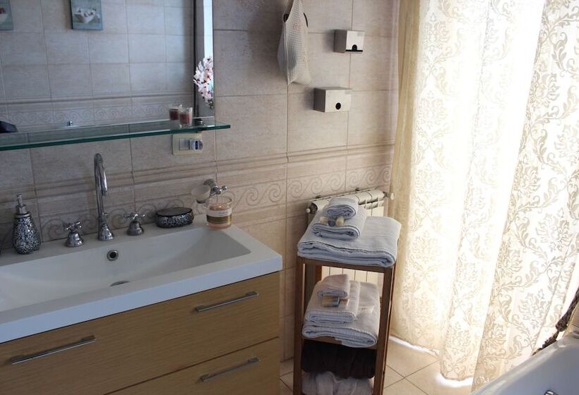 مبيت وإفطار Selene Charme And Confort