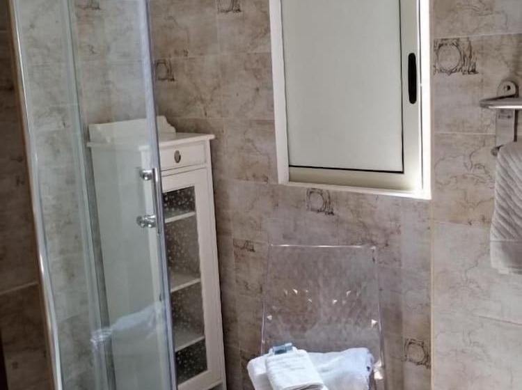 مبيت وإفطار Selene Charme And Confort