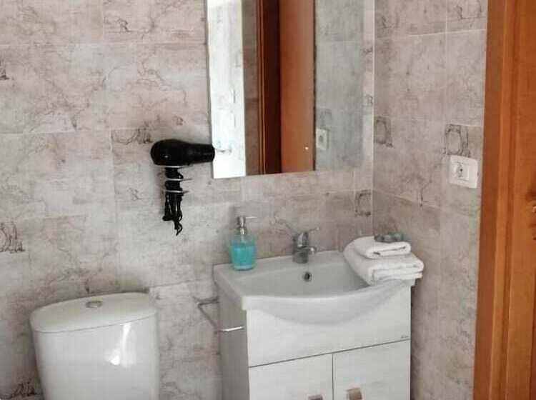 مبيت وإفطار Selene Charme And Confort