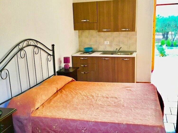 مسافرخانه Case Vacanze La Giara