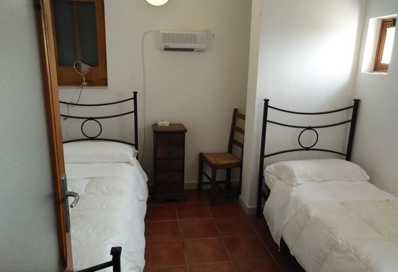 פונדק Casina Murgecchia Fano