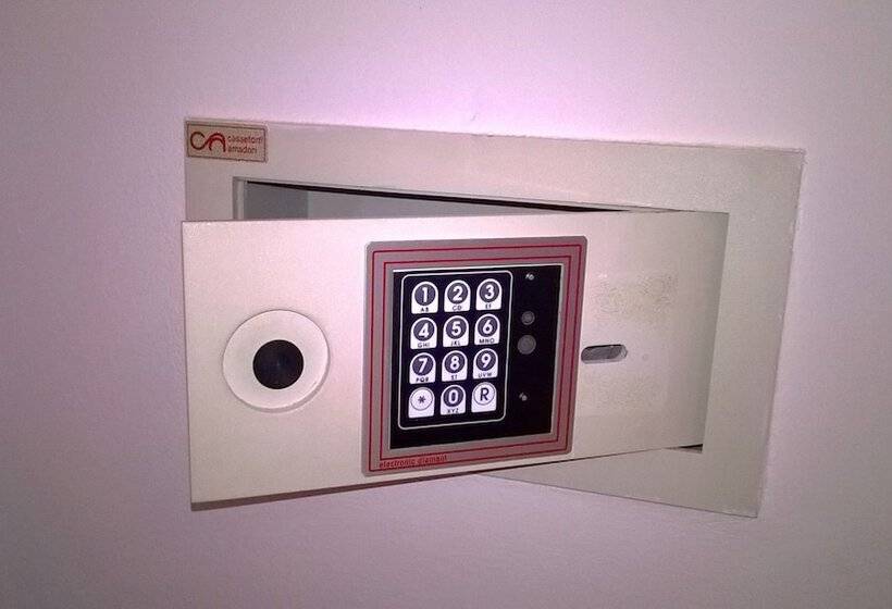 فندق فئة نجمة واحدة Cavallino