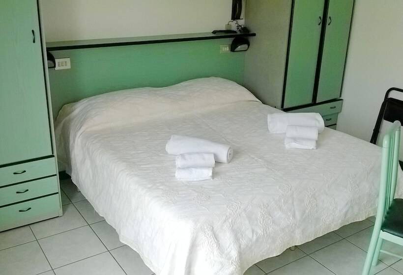 فندق فئة نجمة واحدة Cavallino