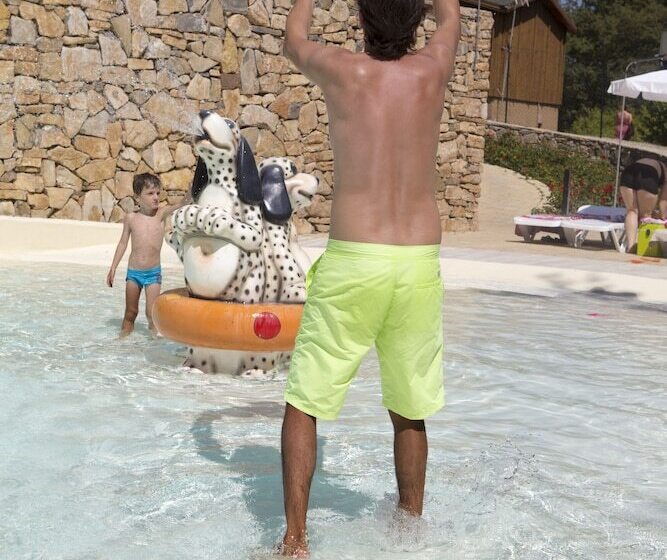 여관 Orlando In Chianti Glamping Resort