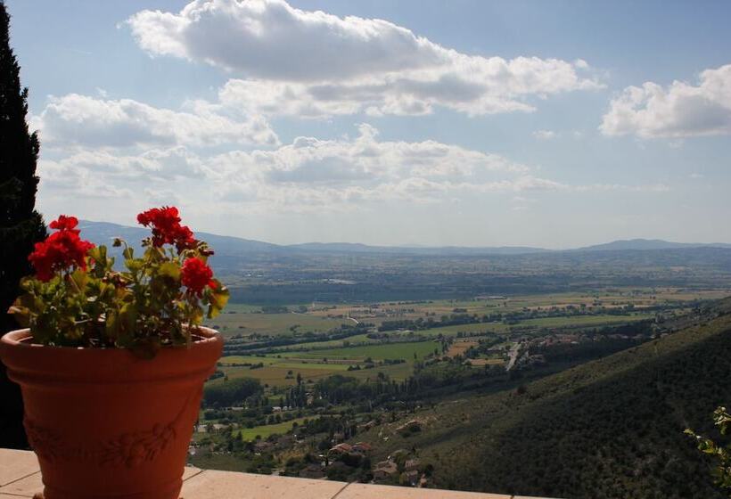 פונדק Relais Al Convento