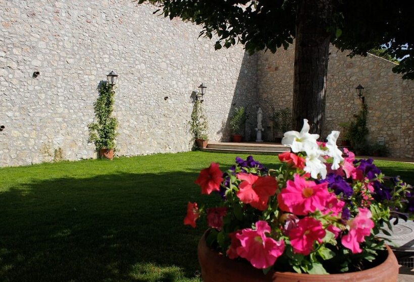 פונדק Relais Al Convento