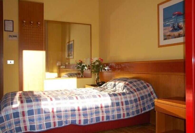 בית מלון כפרי Albergo Ristorante Del Ponte