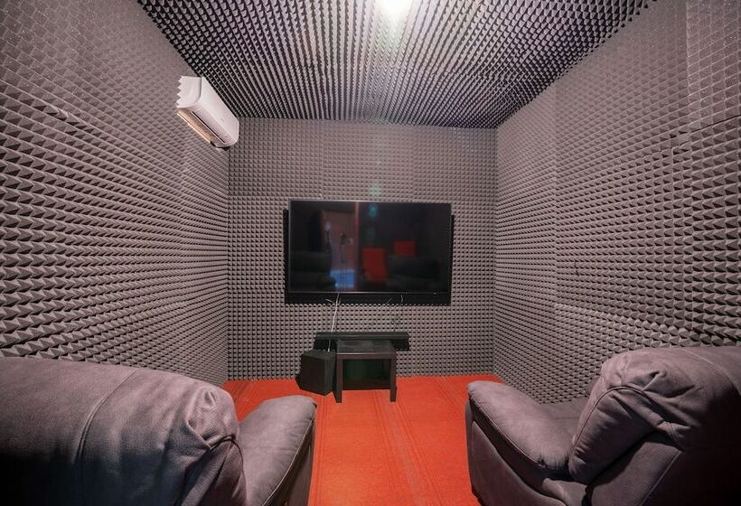 ホテル Benaco Mavras