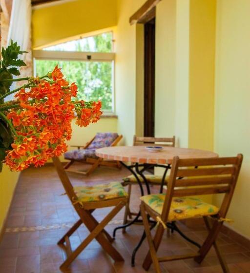 هتل روستایی Agriturismo Bio Tra Cielo E Terra