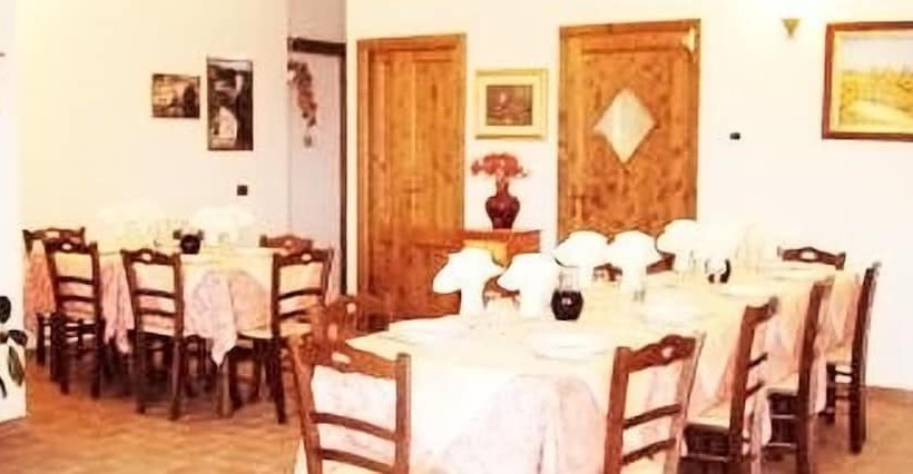 فندق ريفى Agriturismo La Pila