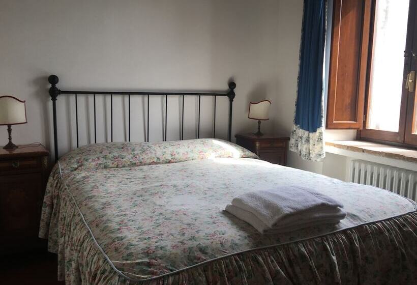 Сельский отель Agriturismo Monte Petreto