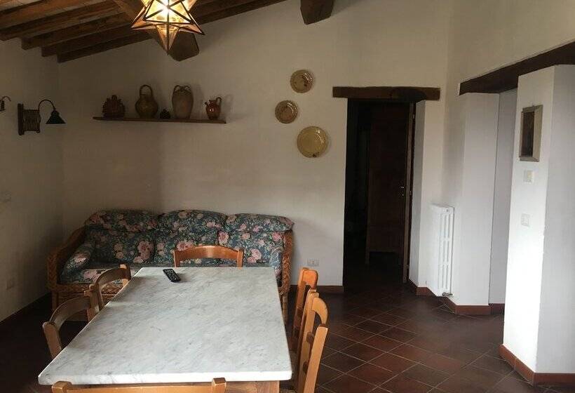 Сельский отель Agriturismo Monte Petreto