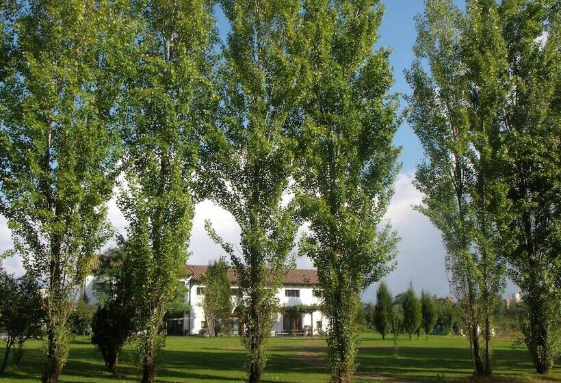 교외 호텔 Bio Agriturismo Tirtha