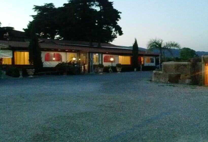 Сельский отель Borgo Dell Aschetto