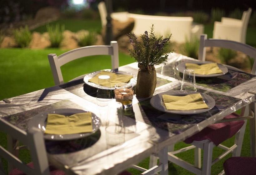 בית מלון כפרי Country House S Ozzastru