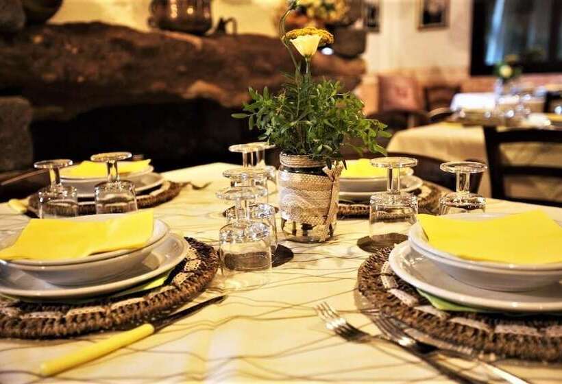 בית מלון כפרי Country House S Ozzastru