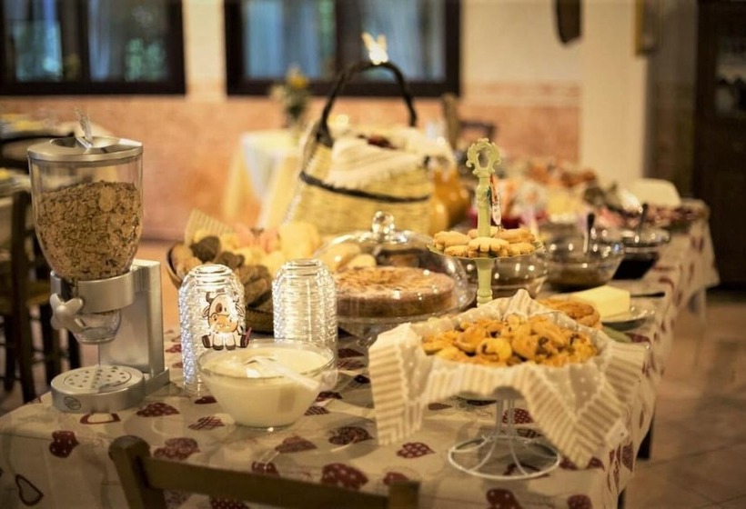 בית מלון כפרי Country House S Ozzastru