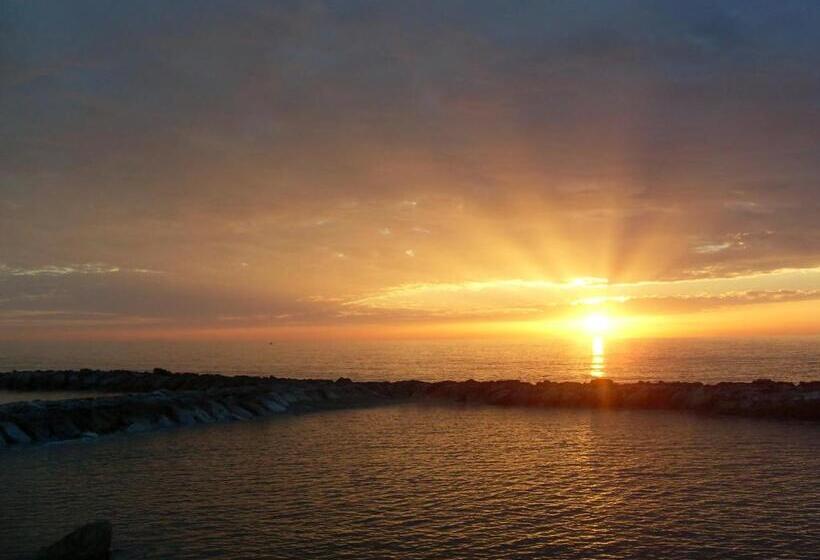 Отель Santa Rosa