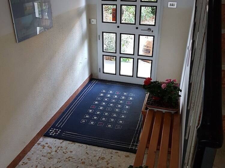 호텔 Triana E Tyche