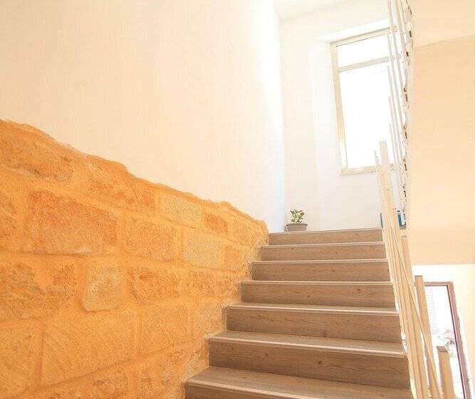 بنسيون Gioeni Ventidue