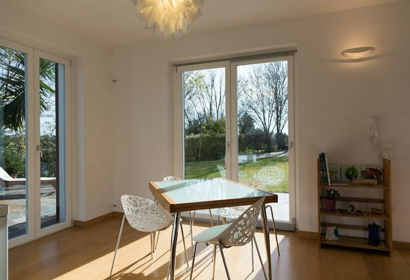 פנסיון Guest House Le Acacie