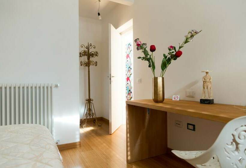 פנסיון Guest House Le Acacie