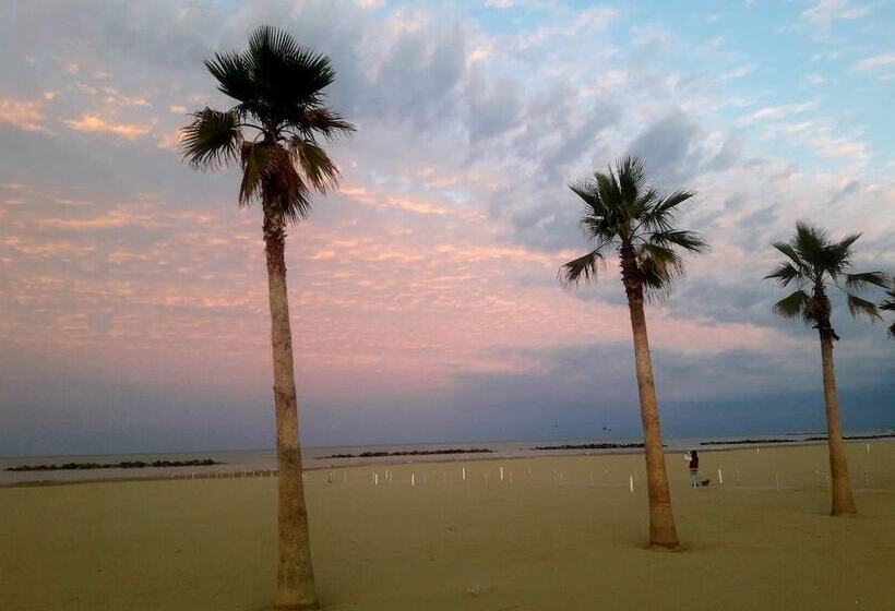 פנסיון Guest House Le Acacie