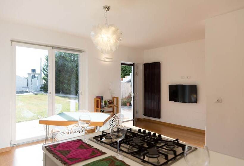 פנסיון Guest House Le Acacie