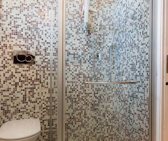 פנסיון Guest House Le Acacie