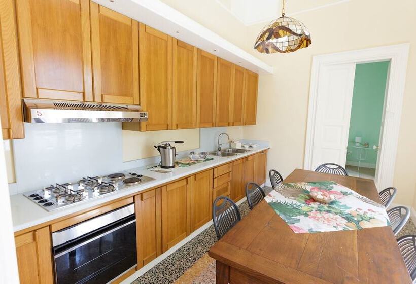 펜션 La Villa Degli Angeli