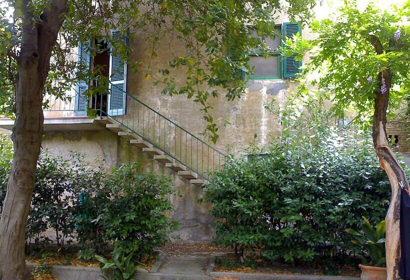 פנסיון Locanda Etrusca