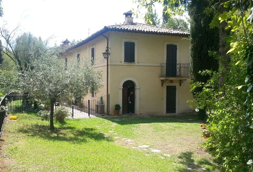 פנסיון Pieve Sant Angelo