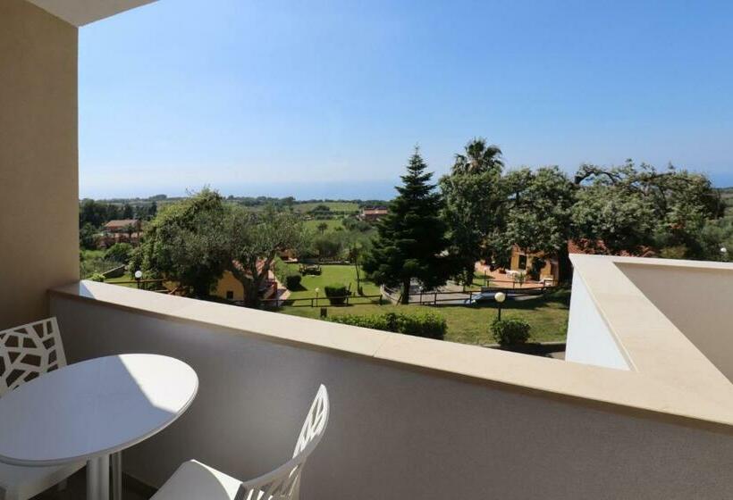 住宿加早餐  Borgo San Cosmo Tropea