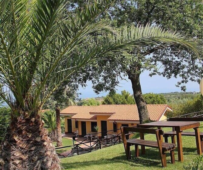 住宿加早餐  Borgo San Cosmo Tropea