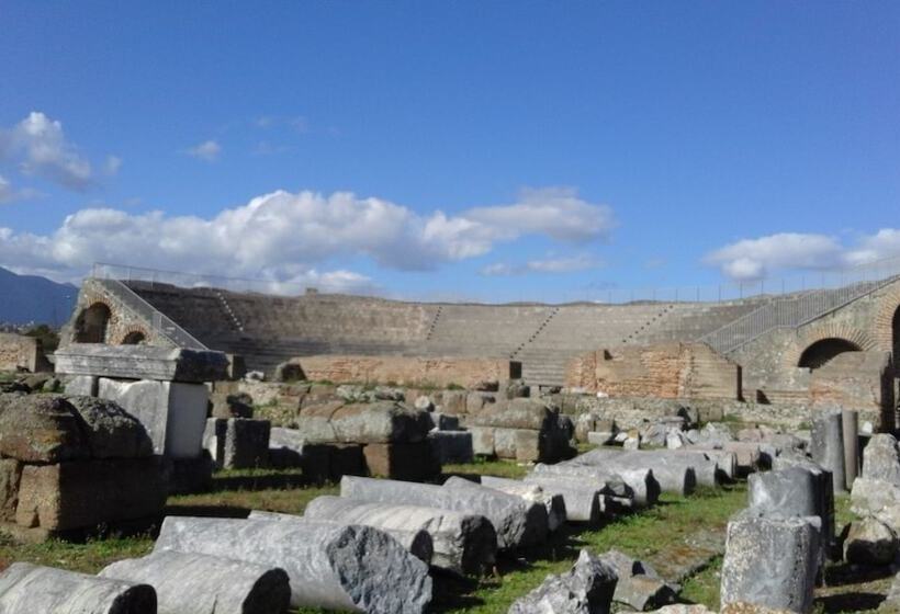 تختخواب و صبحانه Camere Riviera Di Ulisse
