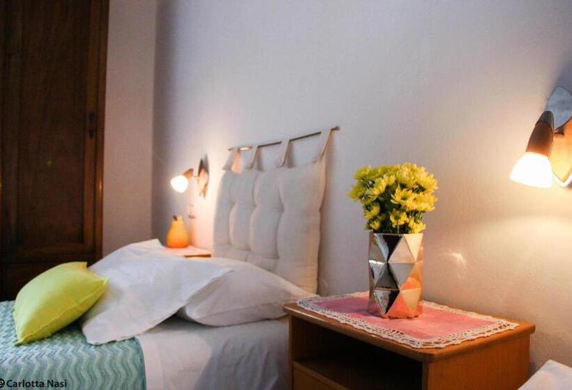 ベッドアンドブレックファースト La Calla