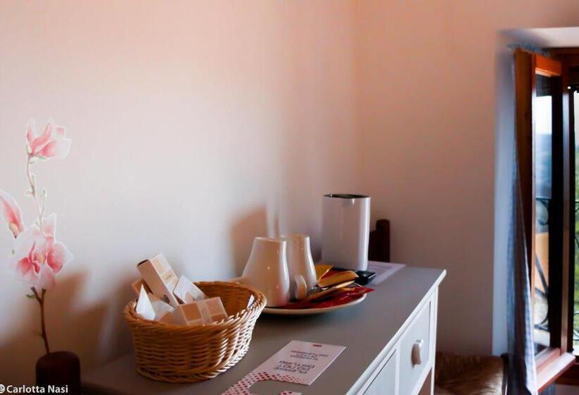 ベッドアンドブレックファースト La Calla