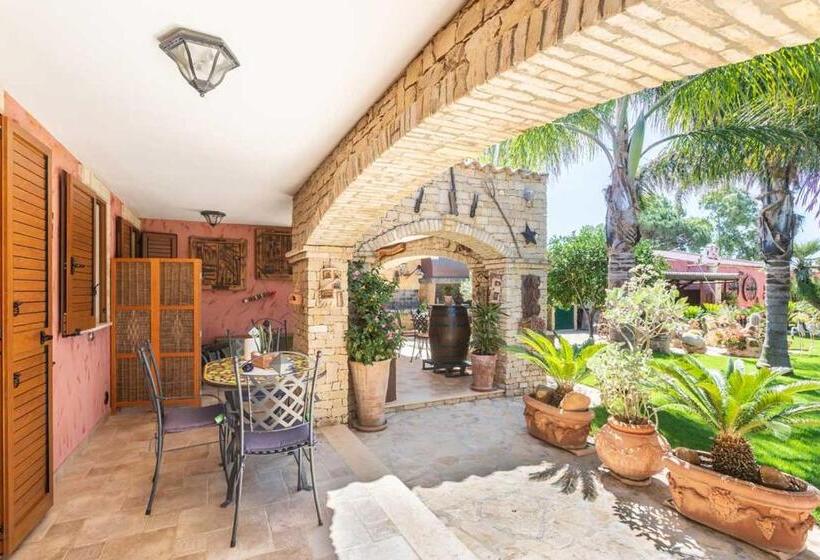 צימר Villa Flumini