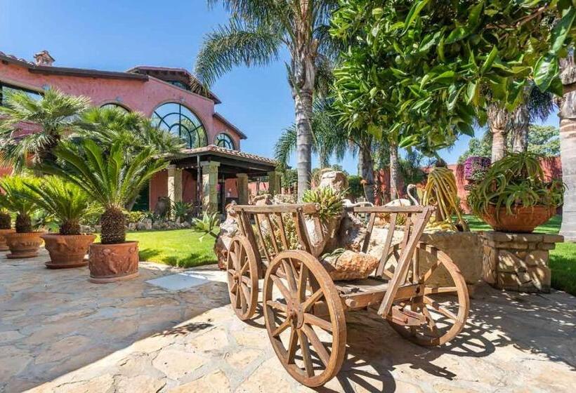 צימר Villa Flumini