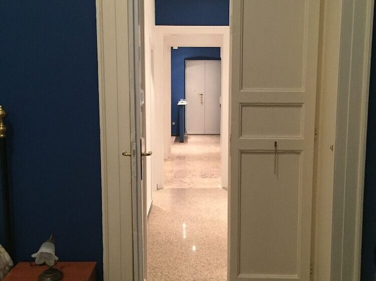 Bed & Breakfast Opera