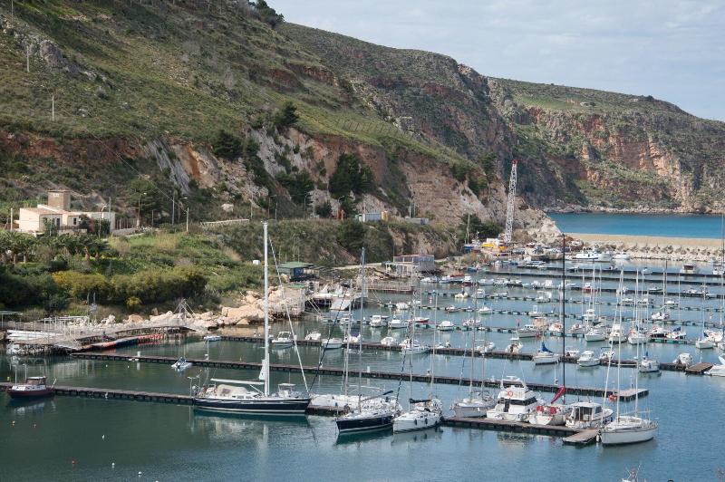 Хостел N Amuri Residence