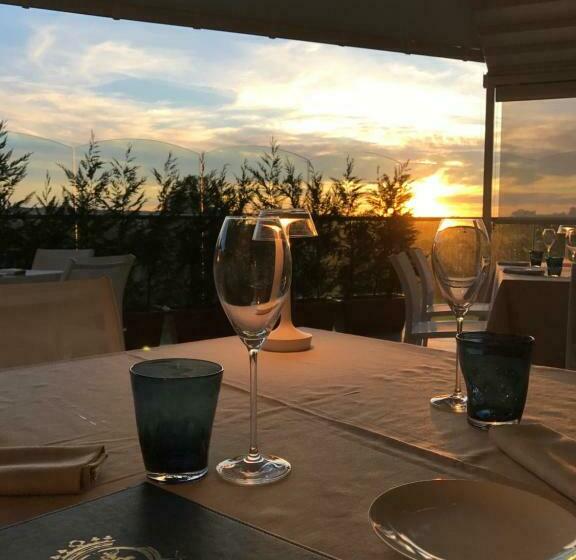 여관 Villa Carolina Resort