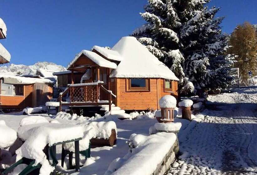 בית מלון כפרי Dalailama Village