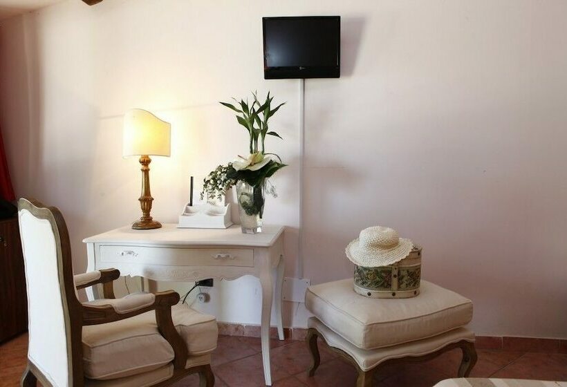 فندق Il Poggio Dei Pettirossi