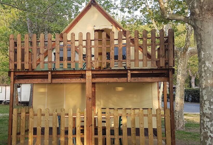 호텔 Parco Del Lago Glamping & Lodges