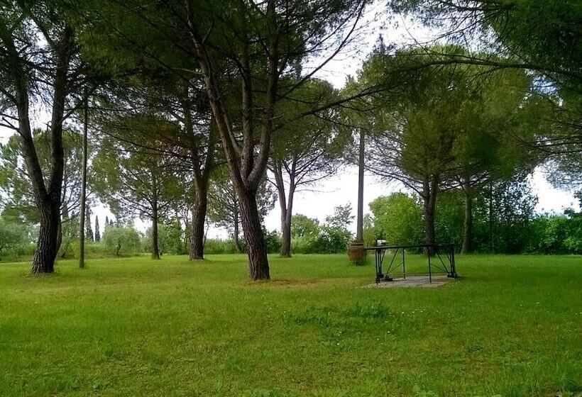 فندق ريفى Agriturismo Podere Caggiolo   Swimming Pool & Air Conditioning