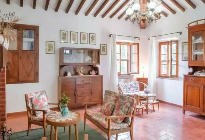 فندق ريفى Agriturismo Podere Caggiolo   Swimming Pool & Air Conditioning